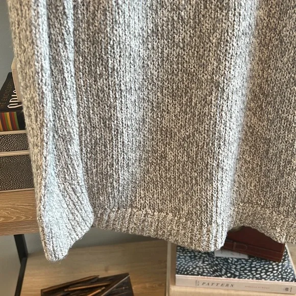 LOFT V-neck Cable Gray Heather Sweater Knit, M - Picture 3 of 6